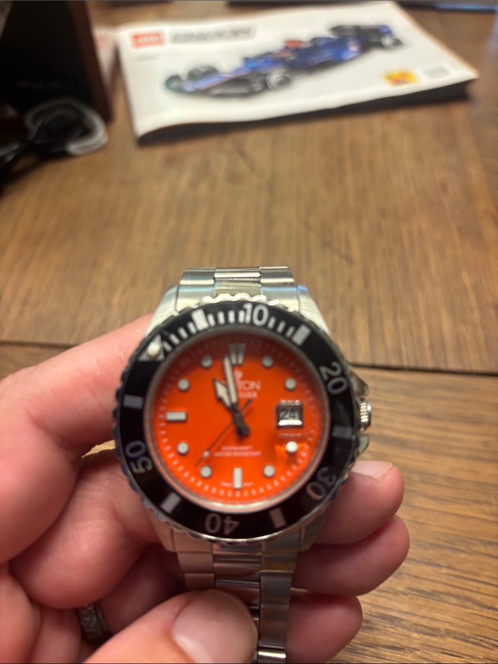 Croton Stainless Steel Sea Dive Watch Bright Orange Dial rotating bezel Quartz